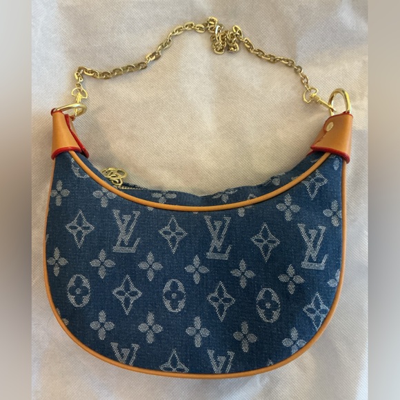 Source Unknown Denim Monogram Shoulder Bag with Gold Chain and shoulder strap - Picture 2 of 6